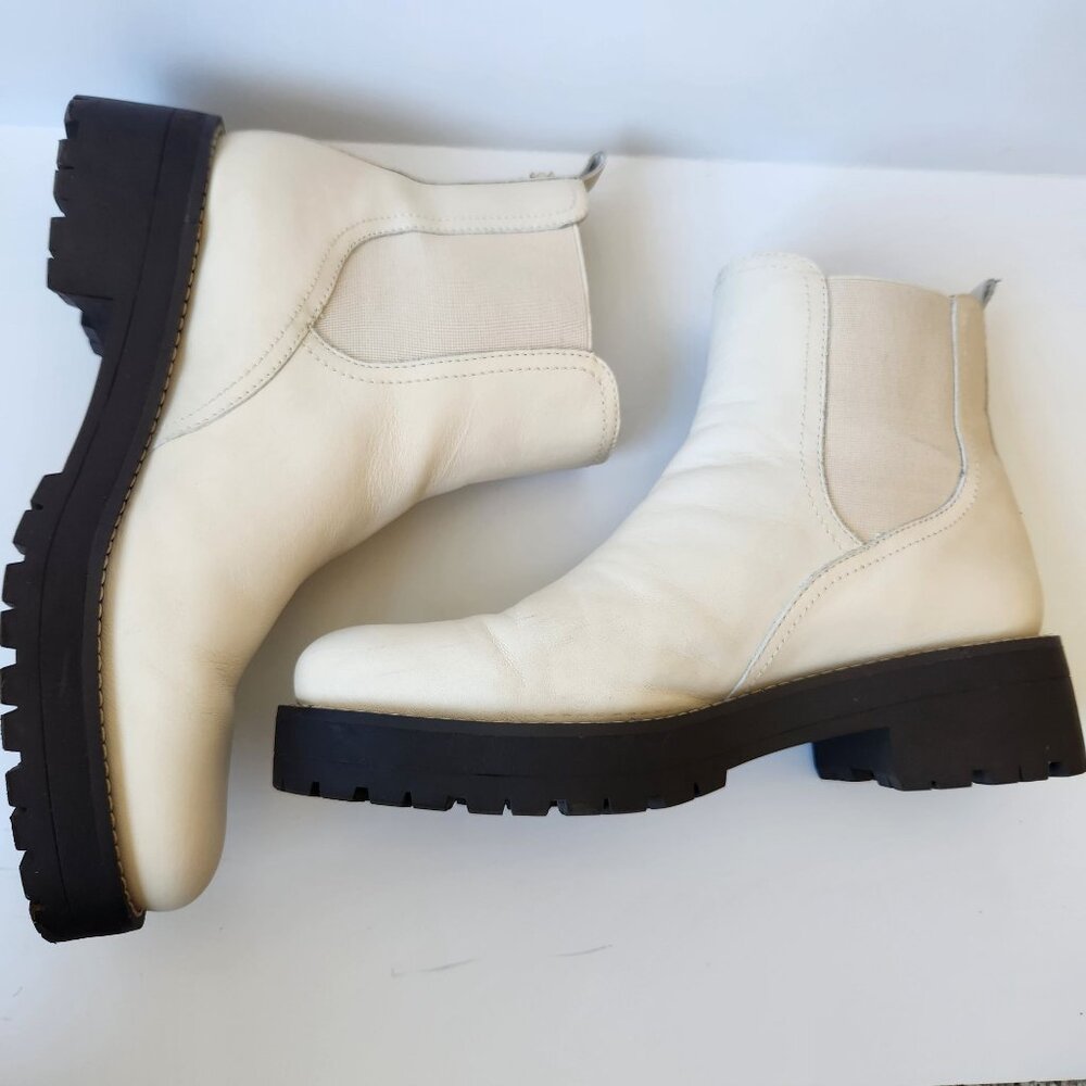 Sam Edelman Justina Lug Sole Chelsea Boots Ivory Winter Outdoors Cabincore - Picture 3 of 11